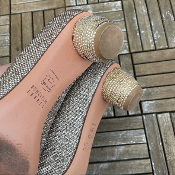 Stuart Weitzman- Pointed-Toe Platinum Poco Metallic Pump Rhinestone Size 8.5 - Picture 9 of 10